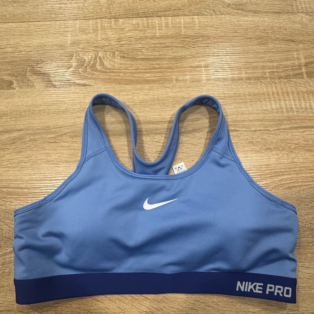 Nike Pro Women's Light Blue Sports Bra